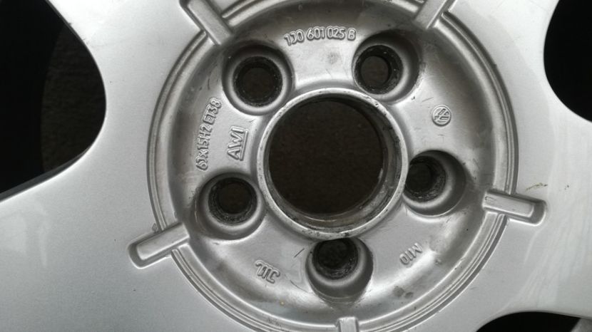  - De vinzare jante aliaj si anvelope