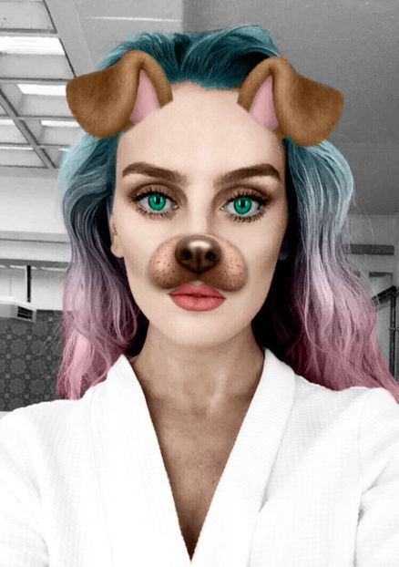  - 001a Perrie