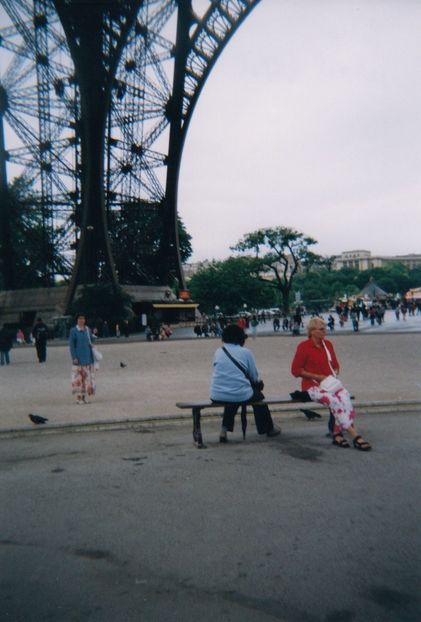  - Franta 2004
