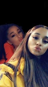  - 01b Ariana manip - 01