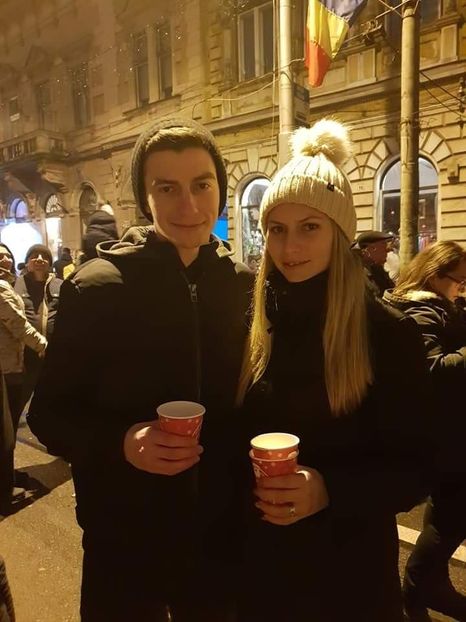  - 2019 REVELION CU PRIETENII
