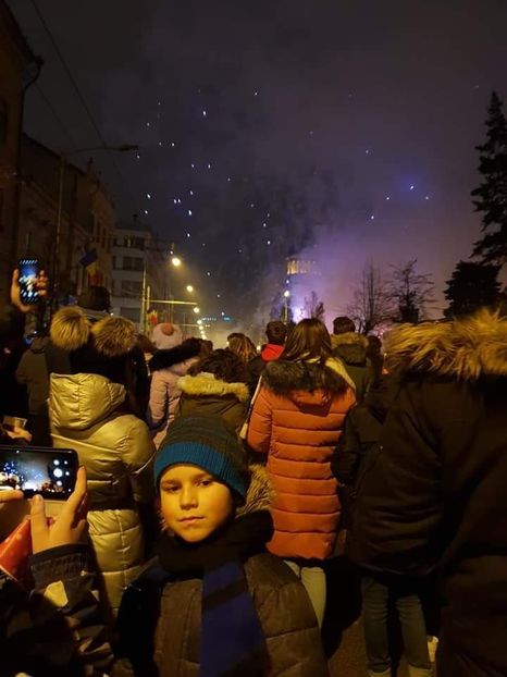  - 2019 REVELION CU PRIETENII