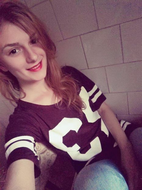 selfiecamera_2019-01-04-13-06-42-995 - Facebook