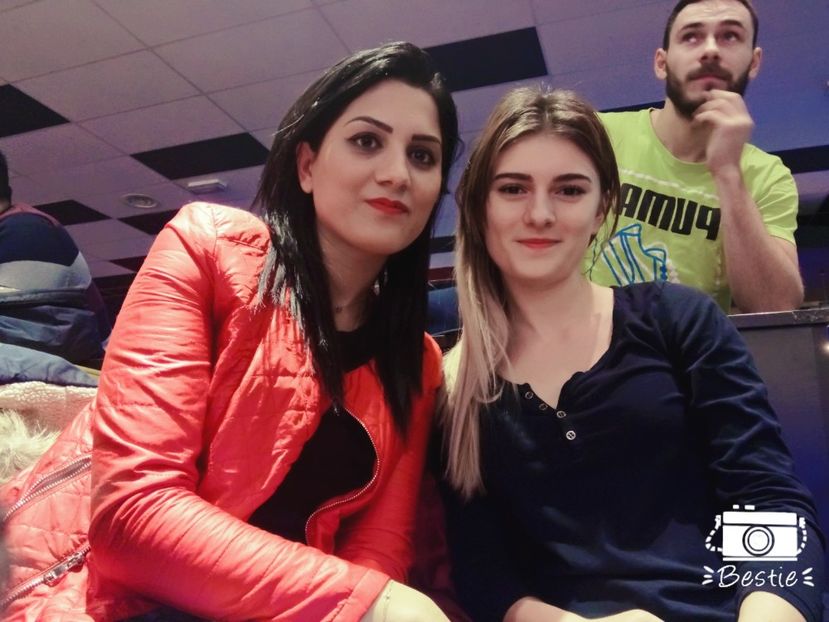selfiecamera_2018-12-30-19-36-32-160 - Facebook
