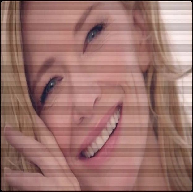 ▬ ❝Treaba ta daca ma crezi sau nu.❞ O dau mai in spate ca sa imi fac loc si ma - SO1xE01 Who are you to judge