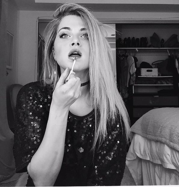 ⤑ᵖᶤᶰᵏĿЄ♏ØИÂÐЄ ┊Eu santajista?# ofensata cica,sta pe ganduri;Da sunt=))(clicl - SO1xE01 Who are you to judge