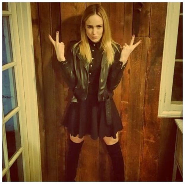 ▬ ❝D-asta am zis ca nu e ce caut eu. Nu il cheama Oliver.❞ Ma uit la unicorn - SO1xE01 Who are you to judge