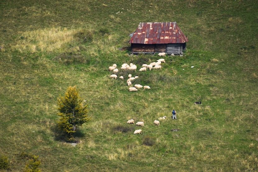  - Sfarsit de septembrie