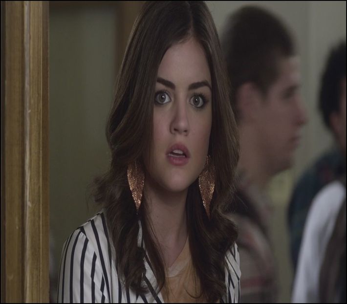 *se sterge la gura speriata ;; aude pe scari pe Ezra strigand : TIGRISOAICOOO AM VENIT* - episodul 63