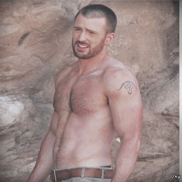 ▬ ❝Ele sunt femei, logic ca nu ma pot pune cu ele.❞ Isi desface cureaua si da jos pantalonii. =))) - SO1xE02 Popped pills n u smoke