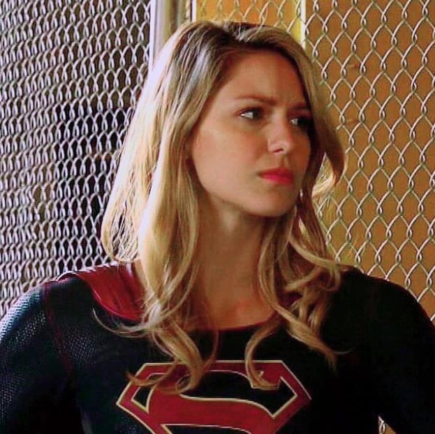 ⤑ᵖᶤᶰᵏĿЄ♏ØИÂÐЄ ┊adica ce vrei sa spui cu asta?# cica ofensata dar bufneste in ras dupa(click - SO1xE02 Popped pills n u smoke