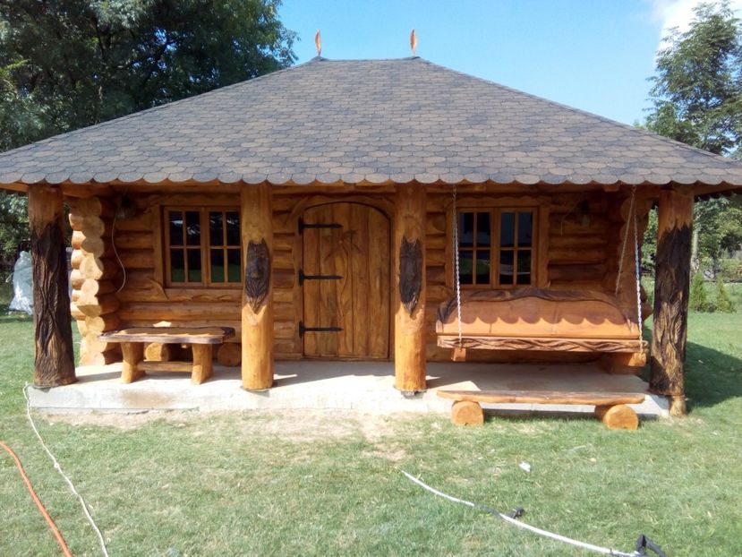  - casa lemn rotund