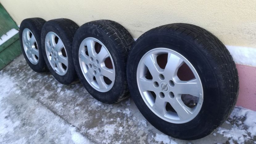  - De vinzare jante aliaj si anvelope