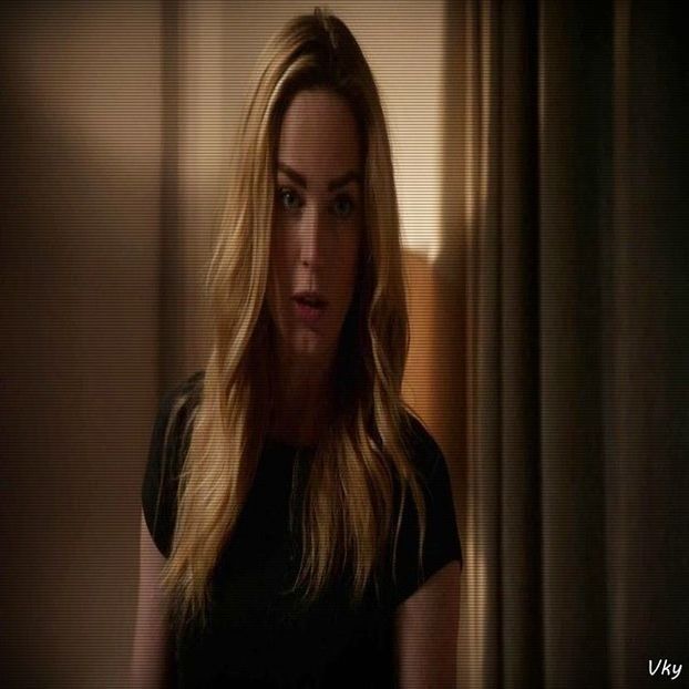 ▬ Nu mai apuca sa ii raspunda ca deja e pe ea si moare de ras, cand ii baga - SO1xE03 Too far away 2 hold me