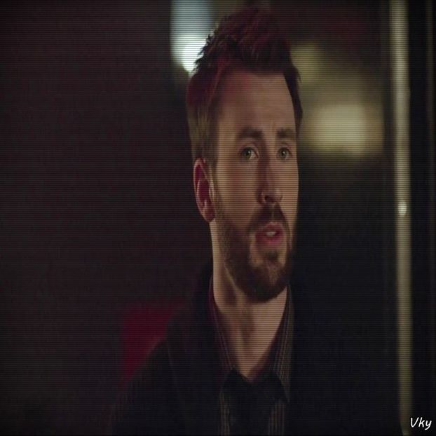 ▬ ❝Ohhh, da?! Am inteles.❞ O ia brusc in brate si o lipeste de pom.=)))))) - SO1xE04 Cause u are my heaven