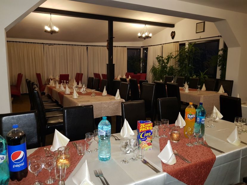  - u EXPO PASARI PORUMBEI SI ANIMALUTE DE CASA Plesuva Comarnic Ian 2019