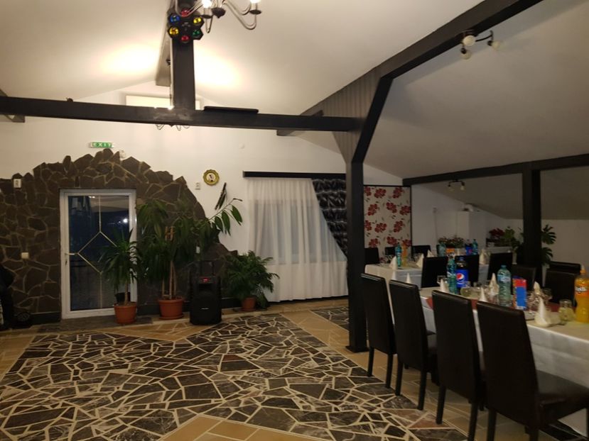  - u EXPO PASARI PORUMBEI SI ANIMALUTE DE CASA Plesuva Comarnic Ian 2019