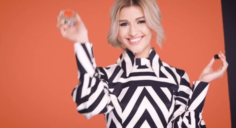  - a Alina - capturi o