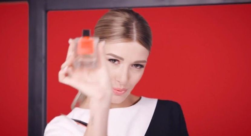  - a Alina - capturi o