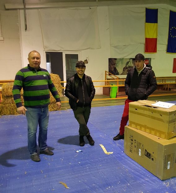 20190124_212409 (2) - u EXPO PASARI PORUMBEI SI ANIMALUTE DE CASA Plesuva Comarnic Ian 2019