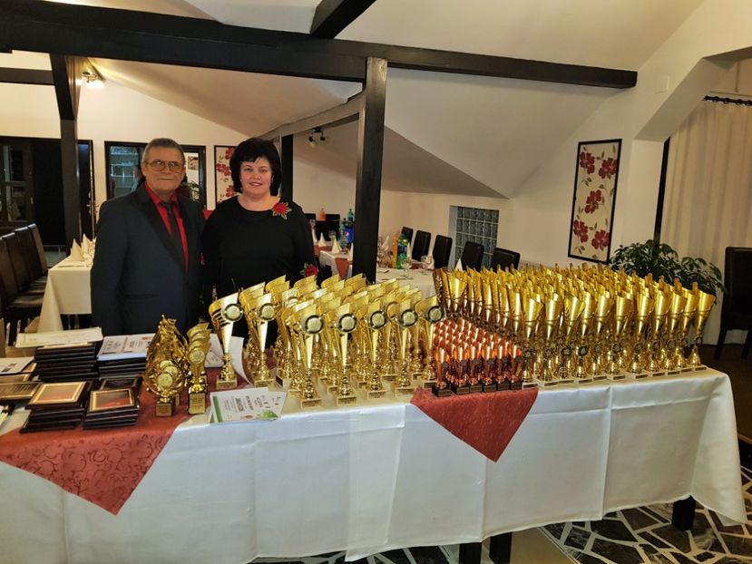  - u EXPO PASARI PORUMBEI SI ANIMALUTE DE CASA Plesuva Comarnic Ian 2019