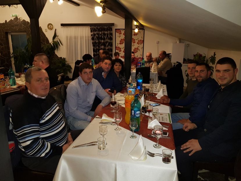  - u EXPO PASARI PORUMBEI SI ANIMALUTE DE CASA Plesuva Comarnic Ian 2019