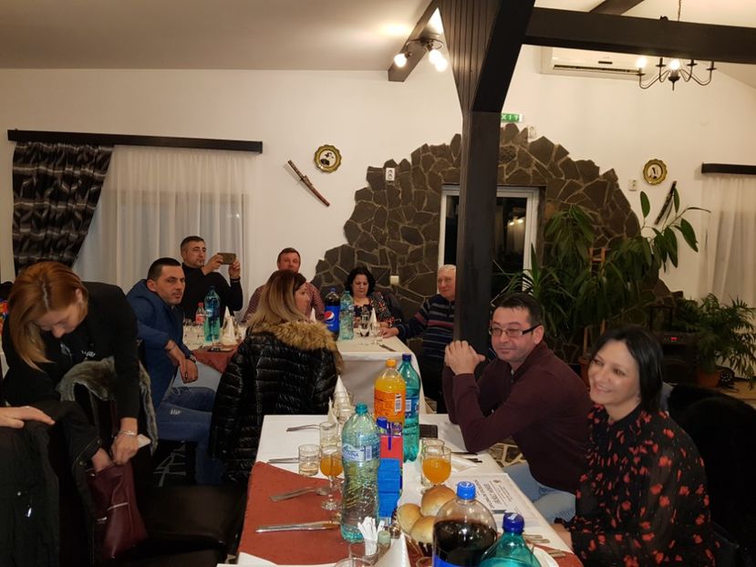  - u EXPO PASARI PORUMBEI SI ANIMALUTE DE CASA Plesuva Comarnic Ian 2019