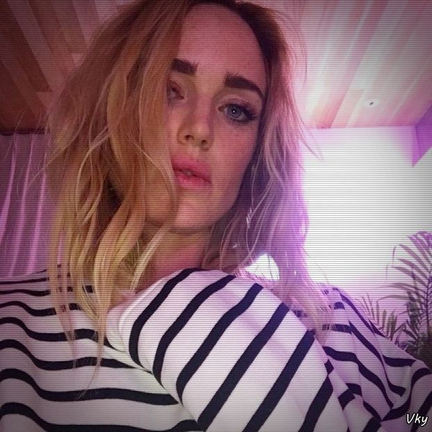 ▬ ❝Dar de ce nu la tine in camera? Ma gandesc ca, nu stiu, Alex nu ar avea vreo problema.❞ O spune - SO1xE04 Cause u are my heaven