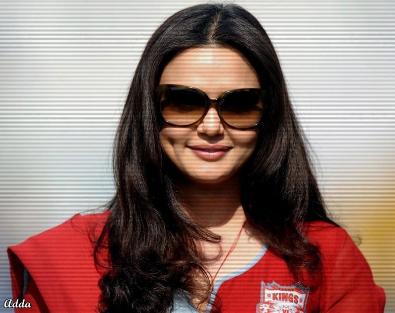 pretty preity 065 - xo - La multi ani Preity Zinta