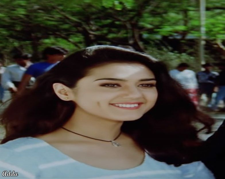 pretty preity 083 - xo - La multi ani Preity Zinta