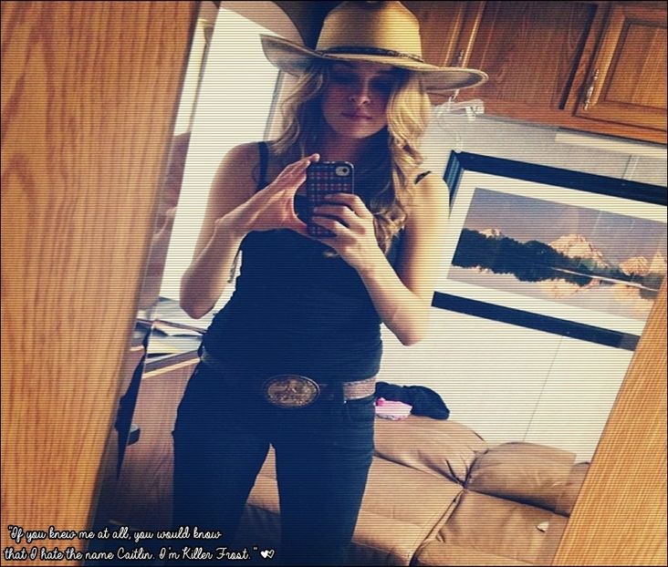 ☠ϟ .ʞıๅๅǝɹ Ŧг๏รt ☕ ☂. da,o stiu.. presupun ca ar trebui sa fie si adevarat - SO1xE04 Cause u are my heaven