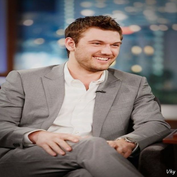 ▬ ❝Asa e, dar tu ai tipat prima, deci tu ma vrei inca in patul tau. Sa dorm.❞=))))) - SO1xE04 Cause u are my heaven