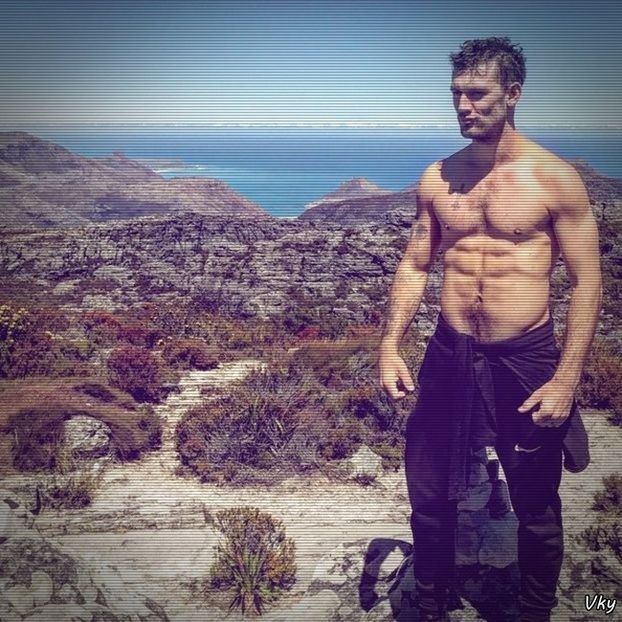 ▬ ❝Romantic  ma fac. Ce e aia? Ca sa stiu cum procedez.❞=))))) - SO1xE04 Cause u are my heaven