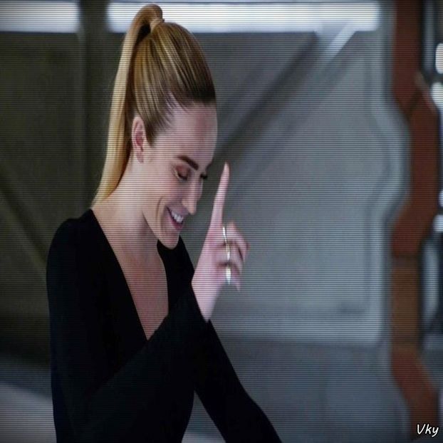 ▬ ❝Daca e asa important pentru tine, o sa ma straduiesc.❞ Bea din doza ei, dupa il pupa scurt.=))) - SO1xE05 Dressing up the truth