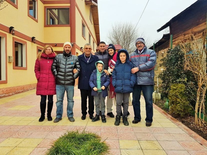  - 2--PORUMBARI PASARARI PRIETENI