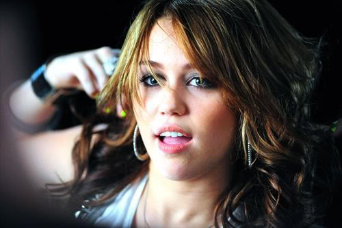 Miley4