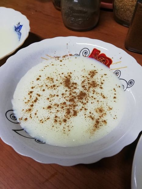  - 0- aaa - Prea ca la țară!