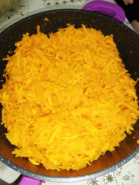  - 0- aaa - Prea ca la țară!