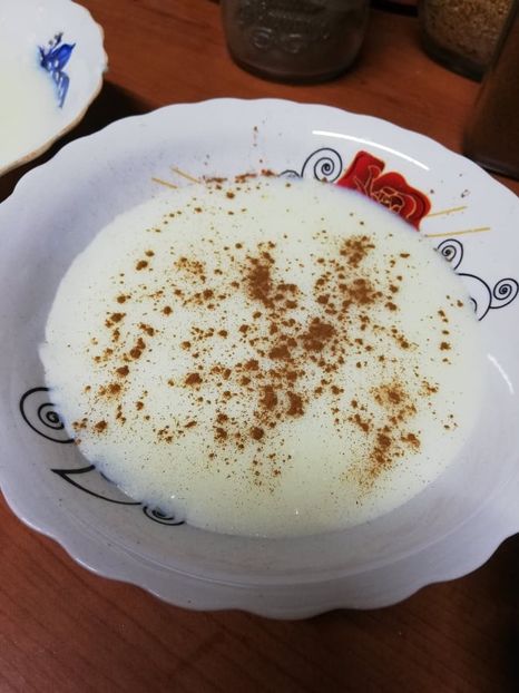  - 0- aaa - Prea ca la țară!