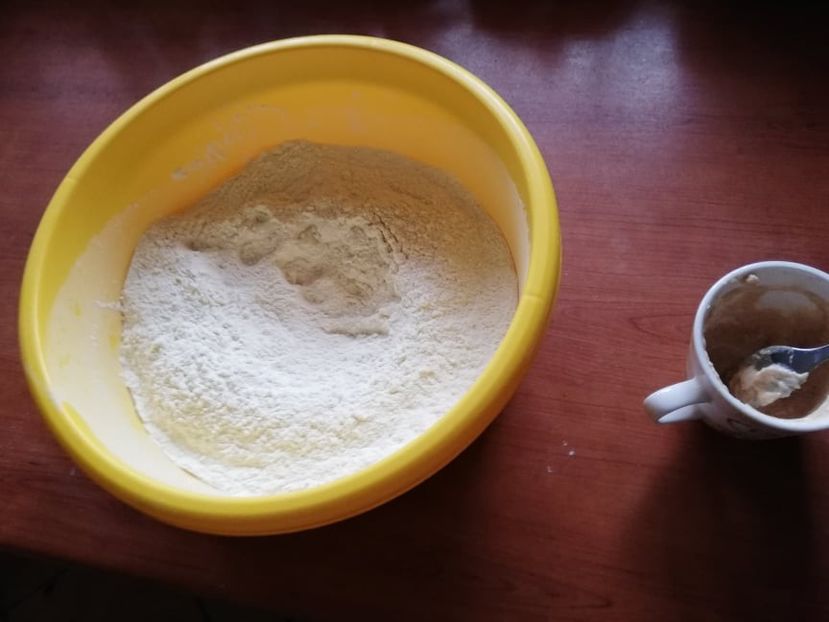  - 0- aaa - Prea ca la țară!