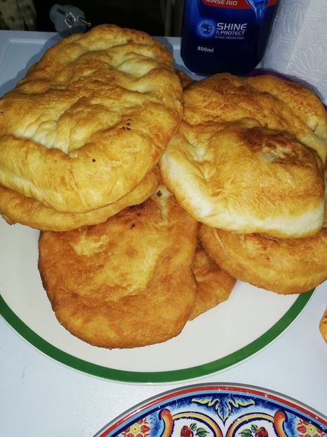  - 0- aaa - Prea ca la țară!