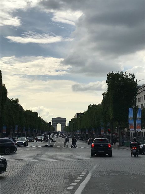 90422CDB-B5A5-4A7A-807C-004DF9E1809E - Paris 2018