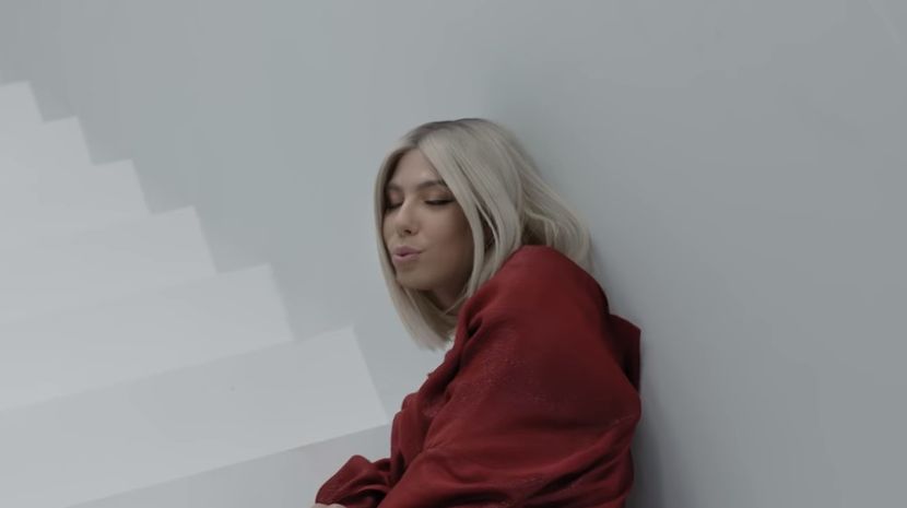 bandicam 2019-02-13 10-43-57-053 - 24 Jumatate