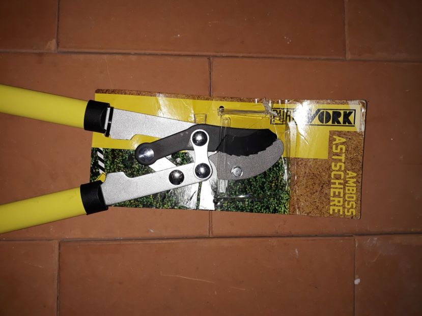  - 9--SCULE PENTRU GRADINA MEA