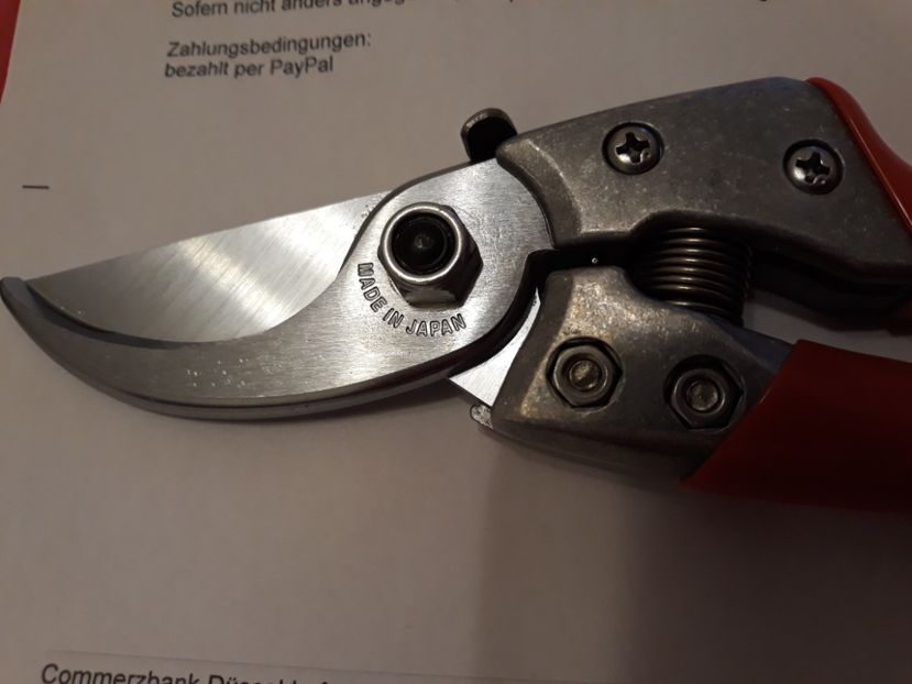  - 9--SCULE PENTRU GRADINA MEA