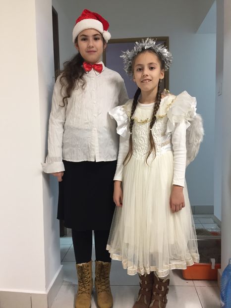 6DD7C058-ABEB-4DB2-B288-EAF8BC48A93F - CAMPIOANELE MELE