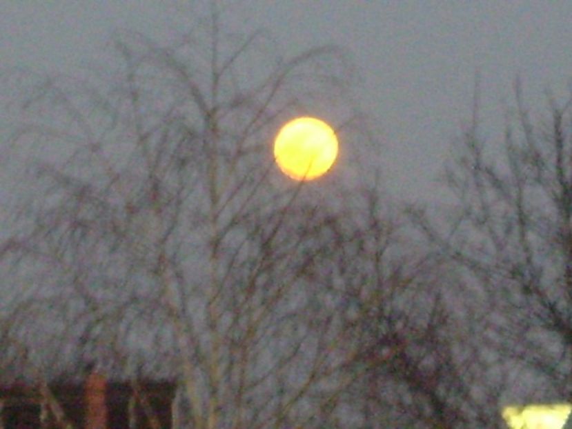 Luna plina in Fecioara - Luna - Soarele si norii - 1