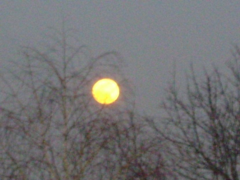 Luna plina in Fecioara - Luna - Soarele si norii - 1