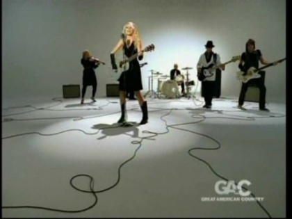 Our-Song-taylor-swift-5365098-380-285 - Videoclipuri