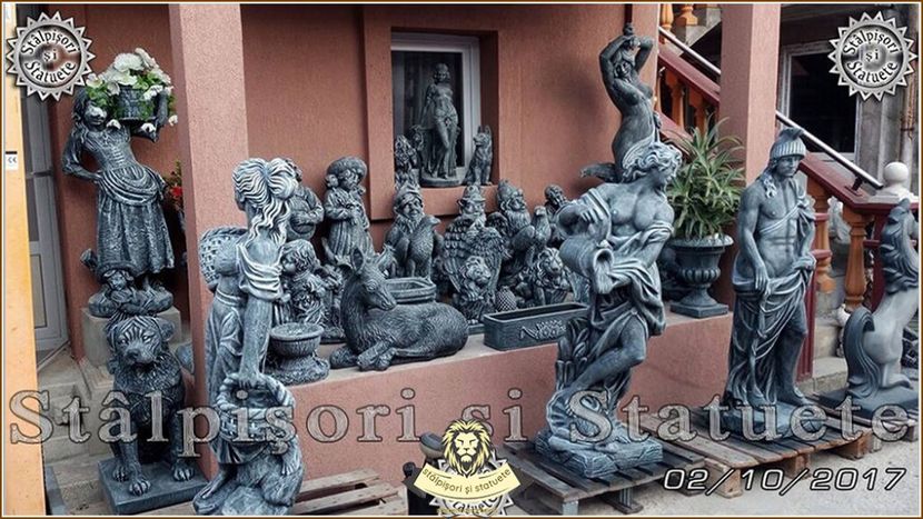 Statui din ciment. - Decorațiuni de grădină din beton aditivat